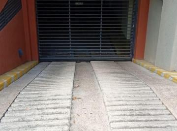 Garage , Tres de Febrero · Cochera en Alquiler en Villa Bosch