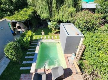 Imagen 1 · Casa Moderna y Funcional.