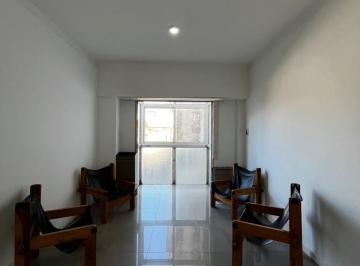 Departamento · 40m² · 1 Dormitorio · Venta Departamento 2 Amb con Patio.
