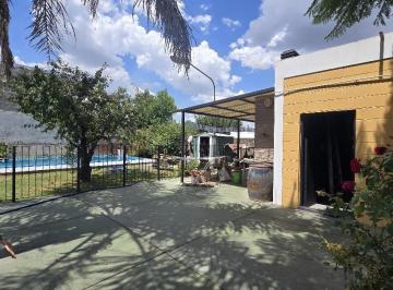 Casa · 128m² · 4 Ambientes · 1 Cochera · Casa en Venta Ubicada en Matheu. Desarrollada en 1 Planta Sobre un Lote de 700 m