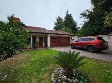 Casa · 169m² · 3 Ambientes · 3 Cocheras · Casa Apta Crédito en Venta ID 5966
