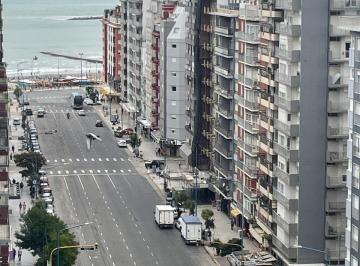 Departamento de 2 ambientes, Mar del Plata · Departamento de Dos Ambientes a La Calle con Balcón - Centro