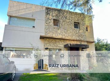 Casa de 5 ambientes, San Vicente · Casa en Venta de 5 Ambientes en El Barrio El Lauquen