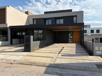 Casa , Córdoba · Duplex Premium 3 Dorm. con Pileta