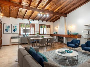 Casa · 219m² · 5 Ambientes · 2 Cocheras · Venta Casa 5 Amb Haedo Norte Fondo Pileta