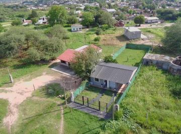 Casa de 6 ambientes, Termas de Río Hondo · Sobre Ruta9 a 200 m de Nueva Estación de Omnibus. Oportunidad!