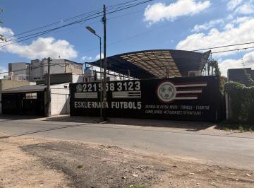 Bodega-Galpón · 675m² · 2 Ambientes · Galpón en Alquiler
