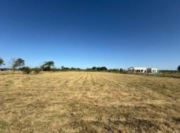 Terreno · 4078m² · Venta Terreno Lote 200 en Haras El Malacate