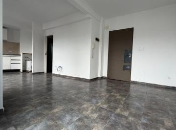 Departamento de 1 ambiente, Avellaneda · Mono Ambiente en Semi Piso Al Frente Avellaneda