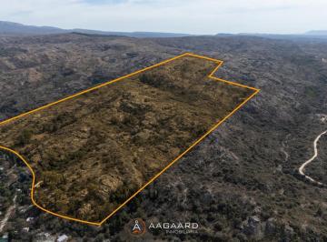 Terreno · 700000m² · Tanti 70 Ha de Terreno en Venta con Costa Al Río Atención Inversores