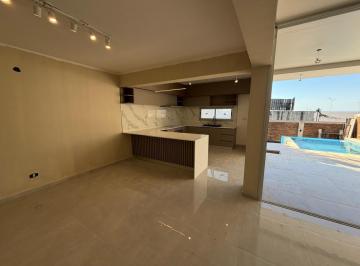 Casa · 4 Ambientes · 1 Cochera · Cf1350 - Casa en Construcción de Dos Plantas en Venta - Av Maipú y Costanera