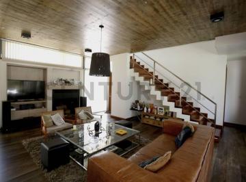 Casa · 301m² · 5 Ambientes · 2 Cocheras · Casa en Venta en La Victoria - Area 60 de Tres Dorm.