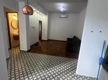 Departamento · 55m² · 3 Ambientes · Depto 3 Amb Muy Luminoso Reciclado a Nuevo