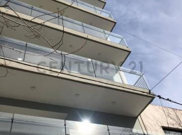 Departamento · 69m² · 3 Ambientes · Departamento a Estrenar 17 E/ 44 y 45 de 2 Dorm Piso 1 con Balcón Corrido Al Frente