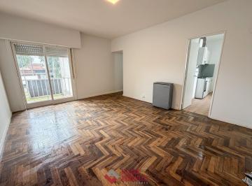 Departamento · 62m² · 3 Dormitorios · 4 Ambientes. Zona Carrefour.