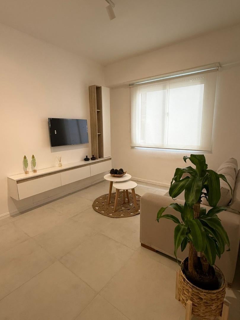 Depto 2 amb, 40m² totalmente eléctrico — Centro