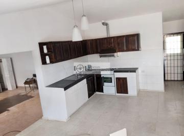 Casa · 65m² · 5 Ambientes · Venta Casa Esquina Maipu (Gral Gutierrez) B° Las Tocarcitas