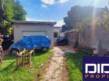 Casa · 57m² · 3 Ambientes · 1 Cochera · Casa Venta Malvinas Argentinas Apta Credito