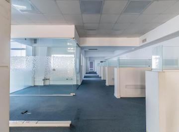Oficina comercial · 600m² · 8 Ambientes · Oficina en 4 Piso