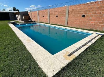 Quinta vacacional · 60m² · 2 Ambientes · Casa Quinta en Venta, 2 Dorm., en Francisco Alvarez, Moreno, Gba Oeste