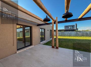 Casa · 150m² · 4 Ambientes · 2 Cocheras · Casa Venta - 3 Dorm. - Bº Gran Boedo - Luján de Cuyo - Mendoza