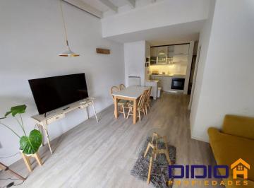 Departamento · 50m² · 3 Ambientes · 1 Cochera · Duplex Venta Adrogué 3 Ambientes!