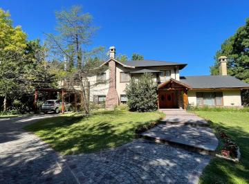 Casa · 438m² · 5 Ambientes · 2 Cocheras · Casa Venta Parque Las Naciones Apta Credito