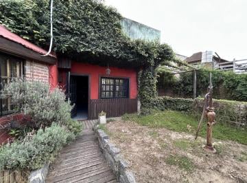 Casa · 70m² · 3 Ambientes · 1 Cochera · Casa Venta Claypole 3 Ambientes