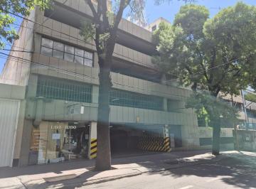 Garage en Venta   · Vendemos Comoda Cochera en Mendoza Micro Centro