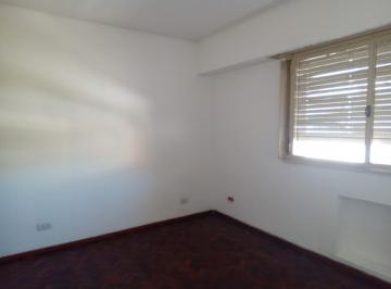 Departamento · 43m² · 2 Ambientes · Inmobiliaria Alquila Departamento un Dormitorio en Corrientes 900 Más Baulera