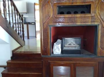 Casa · 270m² · 5 Ambientes · Casa en Venta - 4 Dorm. 3 Baños - Pilar