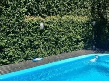 Casa · 280m² · 5 Ambientes · 2 Cocheras · Casa en Venta - 4 Dorm. 3 Baños - Cochera - 300 m² - Tolosa, La Plata