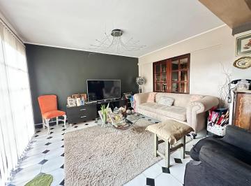 PH · 170m² · 4 Ambientes · 1 Cochera · Venta PH 4 Ambientes con Cochera Quilmes Oeste