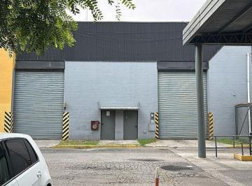 Depósito · 215m² · Excelente Deposito Multi Inquilinos de 215 m² Cub en Berazategui