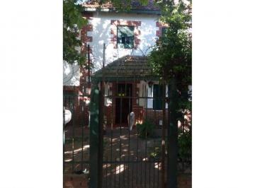 Casa · 400m² · 5 Ambientes · 1 Cochera · Venta Import. Chalet 5 Dorm. Pringles y Colon