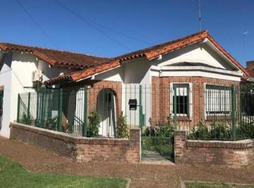 Casa · 192m² · 3 Ambientes · 2 Cocheras · Oportunidad Casa 4 Amb con Cochera U$s 115.000 - Quilmes