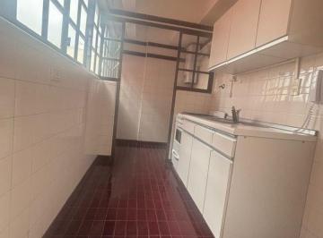 Departamento de 2 ambientes, Almagro · 2 Ambientes 39 m² con Espacio Guarda Coche Techado y Baulera.