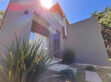 Casa · 110m² · 3 Ambientes · Venta Casa Valeria del Mar - Pinamar (Con Gas Natural)