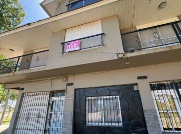 Departamento de 5 ambientes, Miramar · Departamento de 64 m² con 4 Habitaciones en Venta en Parquemar