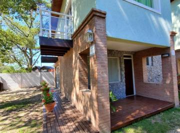 Departamento · 72m² · 3 Ambientes · 1 Cochera · Dúplex en Venta - 2 Dorm. 1 Baño - 43 m² - Villa Gesell