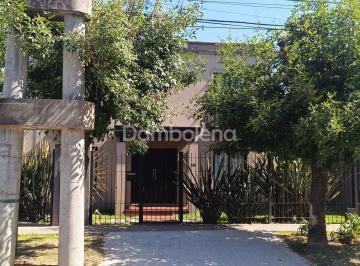 Casa · 112m² · 4 Ambientes · 1 Cochera · Casa en Venta en Moreno, G. B. a. Zona Oeste