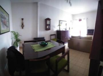 Casa · 100m² · 4 Ambientes · Casa en Venta - 3 Dorm. 2 Baños - Necochea