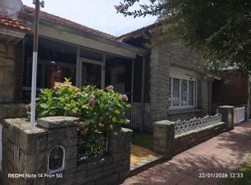 Casa de 3 ambientes, Mar del Plata · Chalet en Zona Hpc - Santiago del Estero y Paso