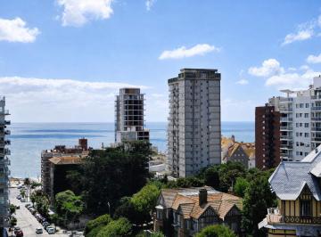 Departamento · 45m² · 2 Ambientes · 1 Cochera · Departamento 2 Ambientes - Vista Al Mar en Varese con Cochera – Alquiler Marzo a Diciembre
