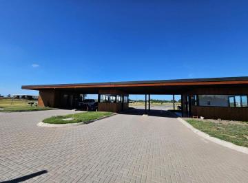 Terreno · 601m² · Mmc. Lote en Venta Barrio Village Joven, Bella Vista