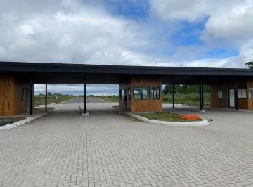Terreno · 636m² · Mmc. Hermoso Lote en Venta Barrio Village Plaza