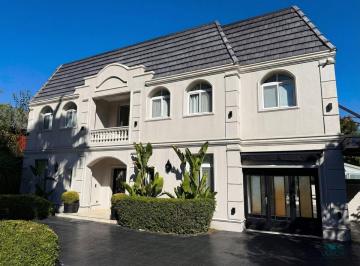 Casa de 9 ambientes, Pilar · Ayres del Pilar Venta 5 Dorm Ulrich Propiedades