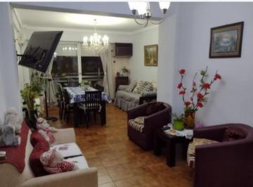 Departamento · 80m² · 3 Ambientes · Departamento en Venta - 2 Dorm. 1 Baño - 85 m² - Lanús