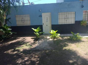 Casa · 45m² · 3 Ambientes · 1 Cochera · Casa en Venta - 2 Dorm. 1 Baño - Cochera - 200 m² - Lisandro Olmos Etcheverry, La Plata