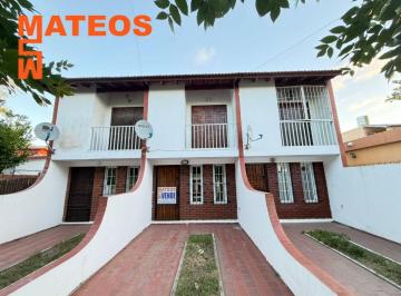 Casa de 3 ambientes, Mar del Tuyú · Duplex Al Frente a 300 m del Mar en Mar del Tuyu